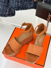 ILLUSION 35 SANDAL IN VIVID ORANGE SUEDE WITH RHINESTONE DETAILS